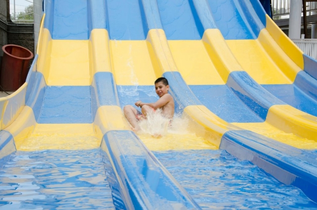 Deslizate en el agua